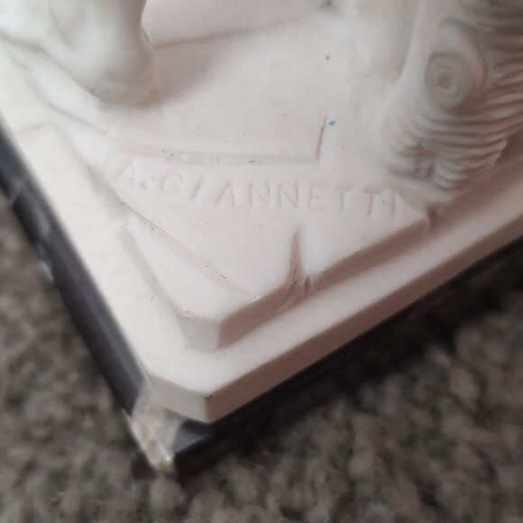 Michelangelo's David Nude Made In Italy 9" Tall Marble Base - Picture 5 of 7